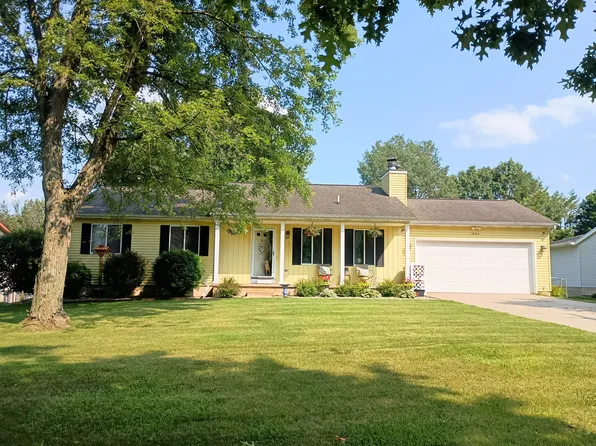 5884 Green Rd, Haslett, MI 48840