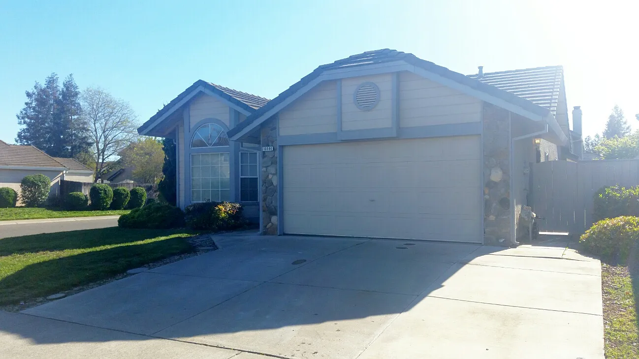 10144 Sheffield Oak Way photo 1