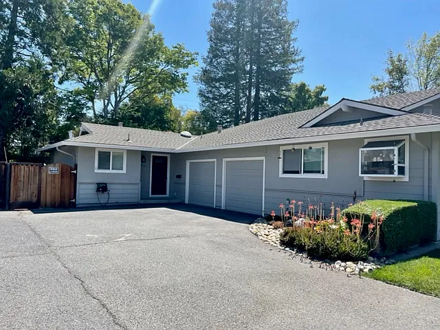 2 bed, 1000 sqft, $4,100 — Photo 3
