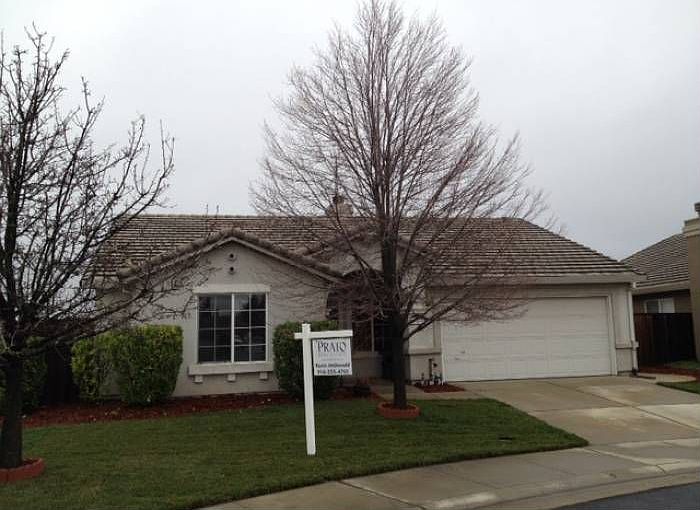 1st image of 681 Arabesque Cir