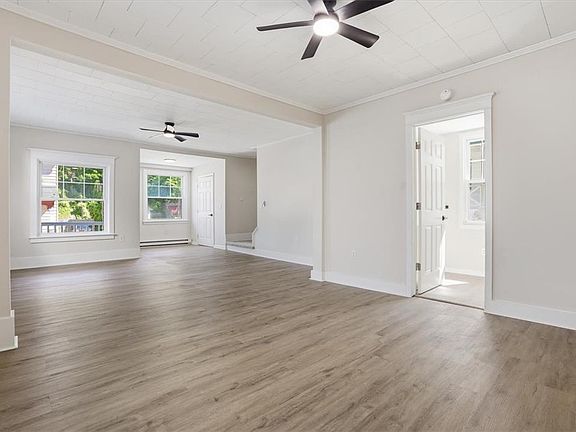5th image of 110 Messinger St