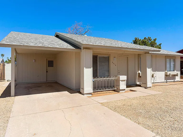 3316 E Helena Dr — Photo 2