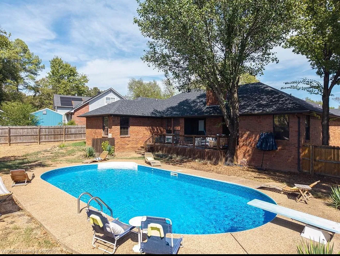 3 bed, 1909 sqft, $2,550 — Photo 2