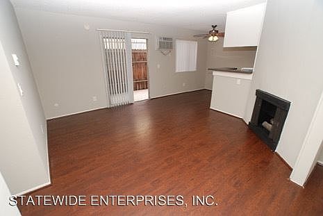 3rd image of 134 S Normandie Ave APT 105