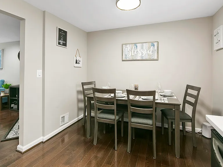 19 Palmer Ct — Photo 8