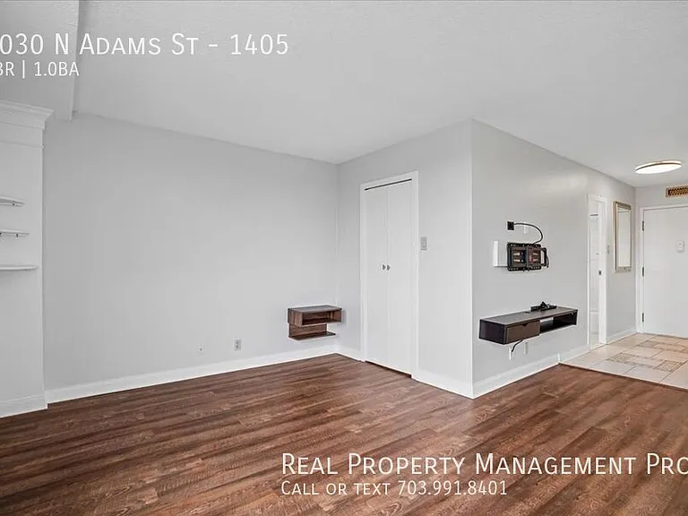 2030 N Adams St #1405 — Photo 11