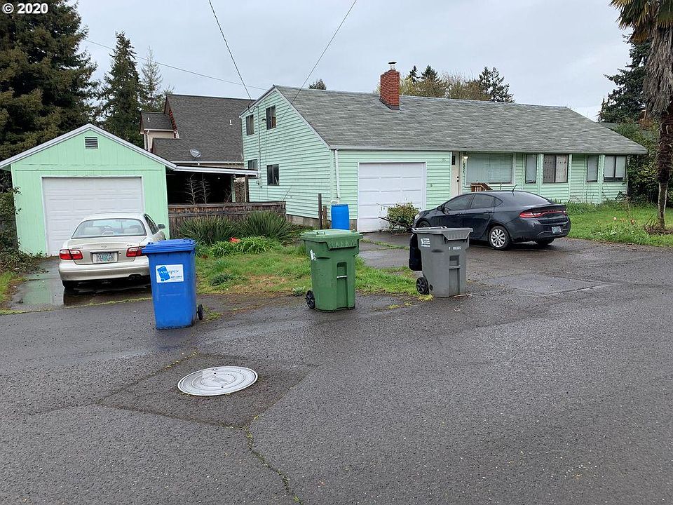 2nd image of 155 Crocker Ln