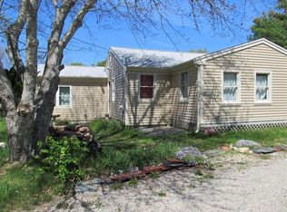 290 Race Ln, Marstons Mills, MA 02648