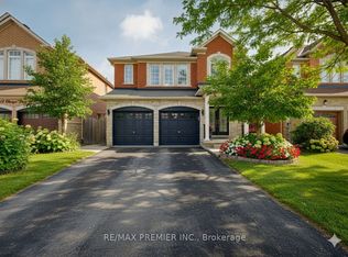 11 Charger Ln, Brampton, ON L7A 3B2
