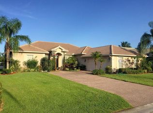 496 NW Dover Ct, Port Saint Lucie, FL 34983