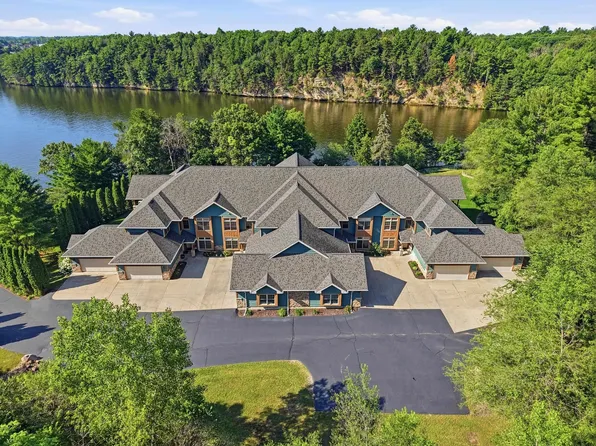 40 Illinois Ave Unit 8, Wisconsin Dells, WI 53965