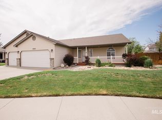 1321 NW Pintail St, Mountain Home, ID 83647