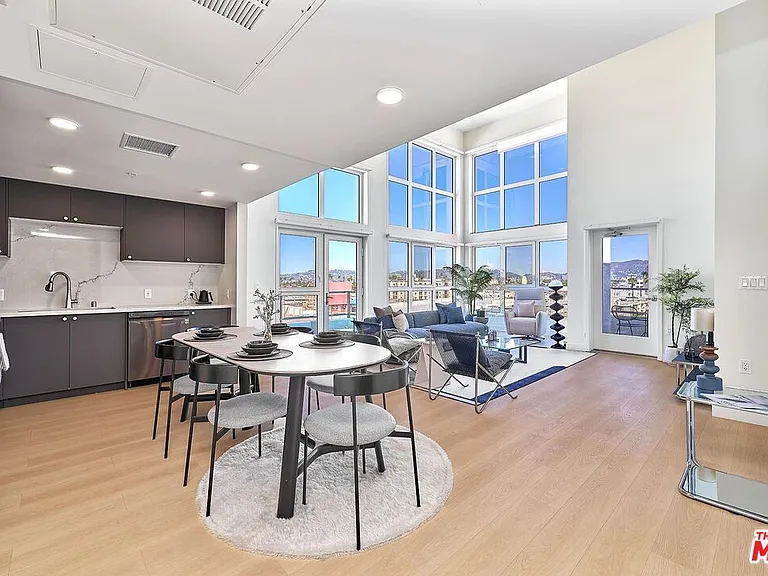 510 S Oxford Ave #310 — Photo 3