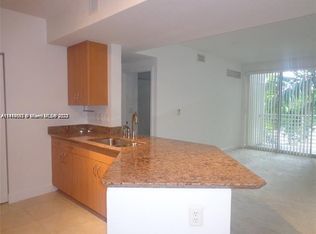 1830 Radius Dr #319, Hollywood, FL 33024