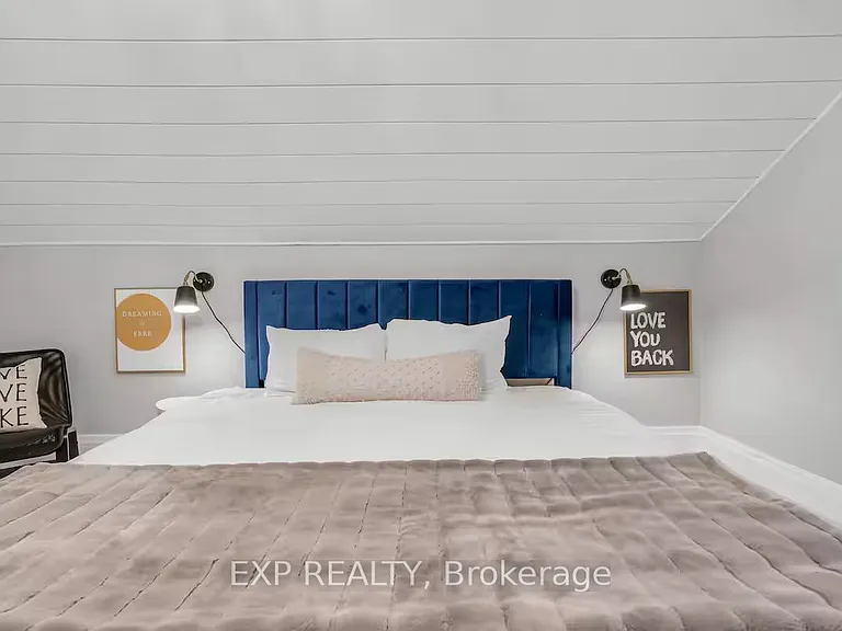 9 Caldwell St #2 — Photo 42