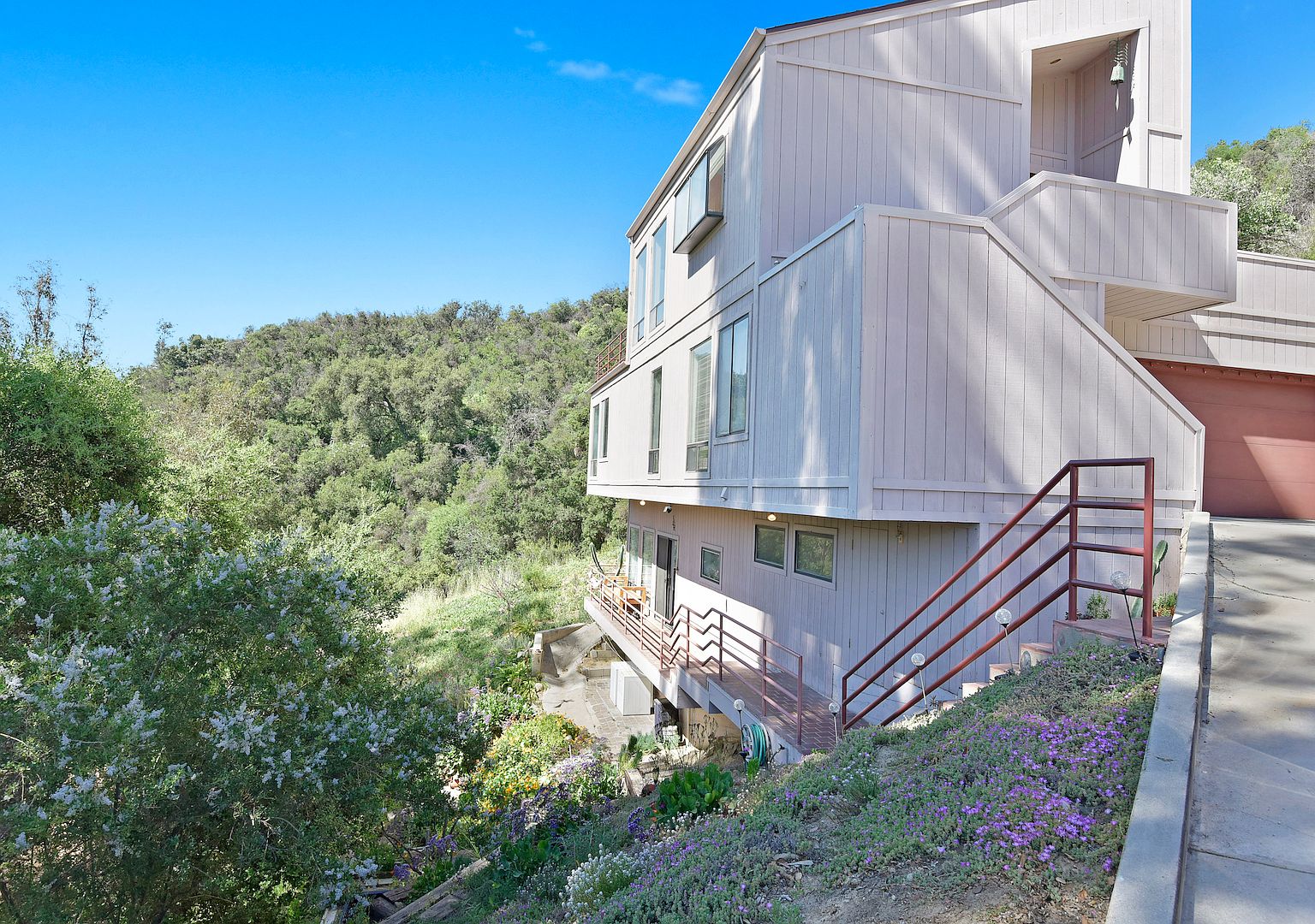 21144 Hillside Dr, Topanga, CA 90290 | Zillow