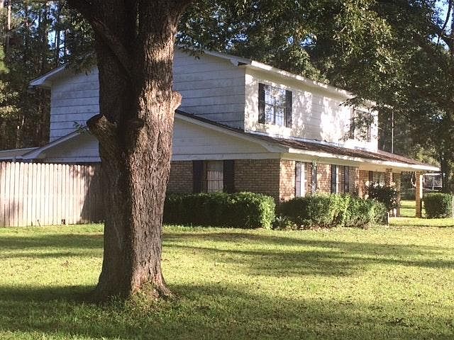 2nd image of 10571 Park Ave
