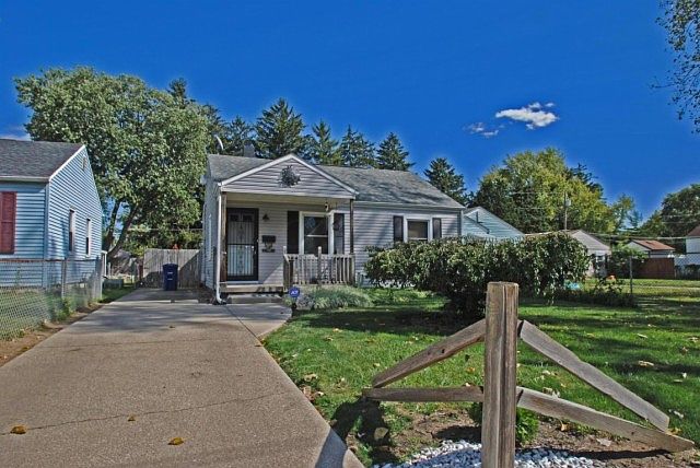 1st image of 3208 Grasmere Ave