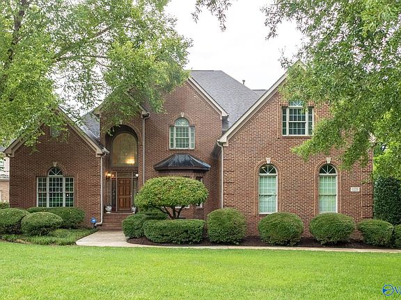 2nd image of 128 Lillians Way