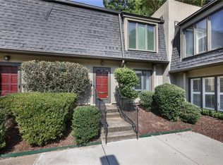 27 Ivy Rdg NE, Atlanta, GA 30342