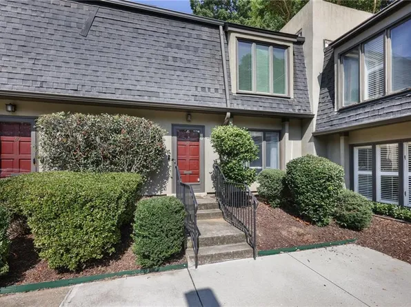 27 Ivy Rdg NE, Atlanta, GA 30342