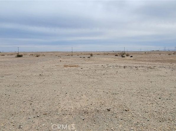 2238 Harbor Dr #11, Thermal, CA 92274