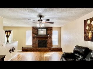 1753 S Pine Pl W, Broken Arrow, OK 74012