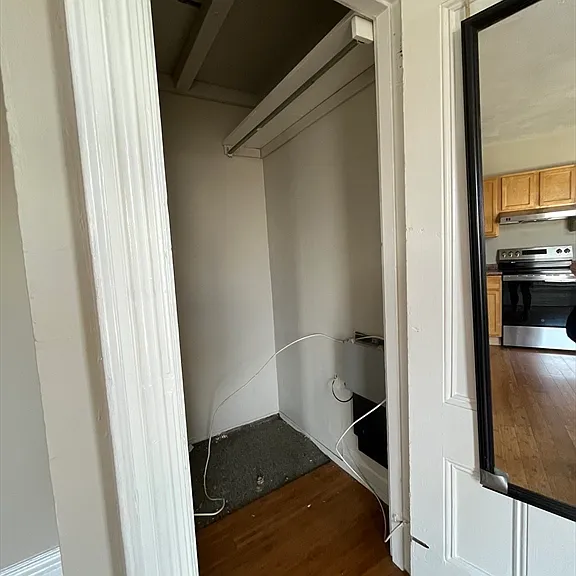 99 Laighton St #7 — Photo 6