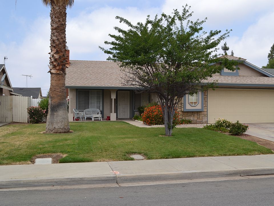 1st image of 14941 De Soto Pl