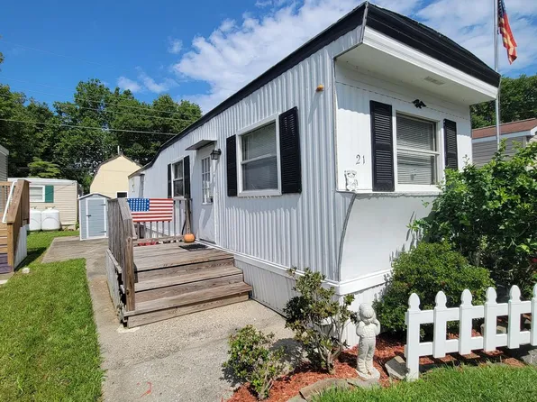 1 Victory Ave #21, Pennsville, NJ 08070