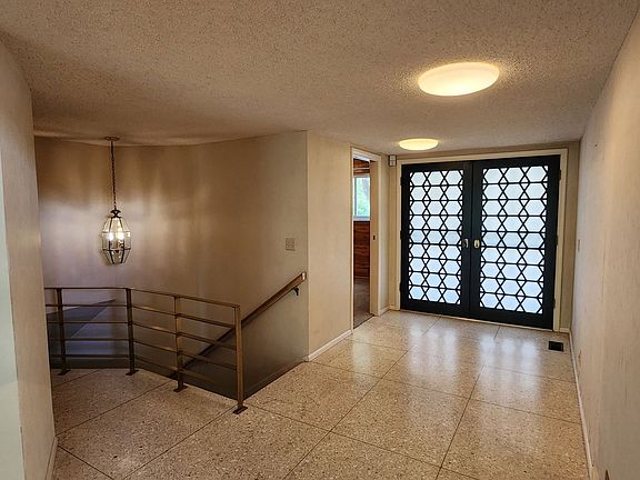 4th image of 2212 E Melodie Ann Way #4385