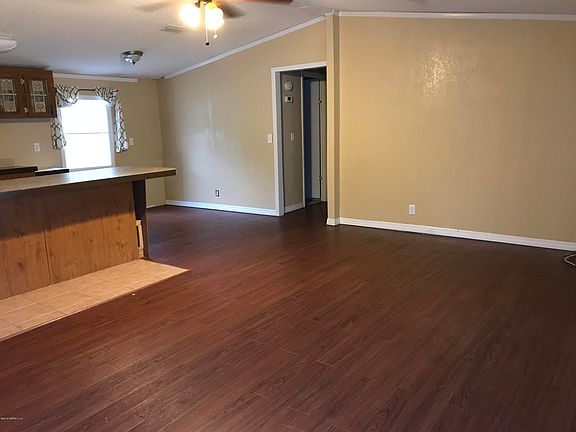 3rd image of 5701 Chippewa Ave