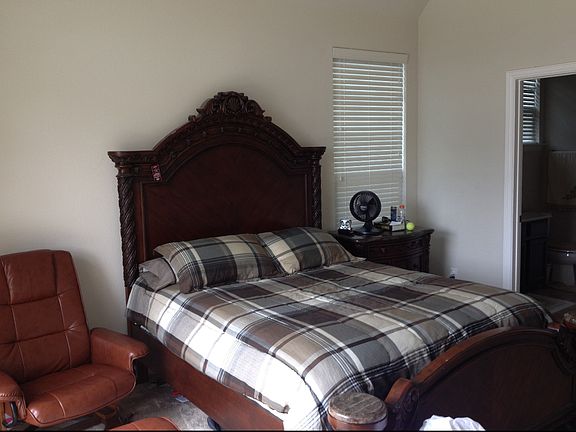 4th image of 2531 Turnberry Ct