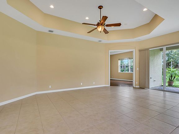 5th image of 6791 SE Twin Oaks Cir