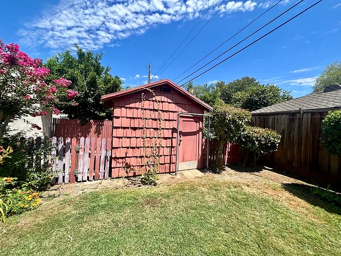 63 Taylor Way — Photo 26