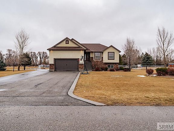 2nd image of 4045 E 540 N