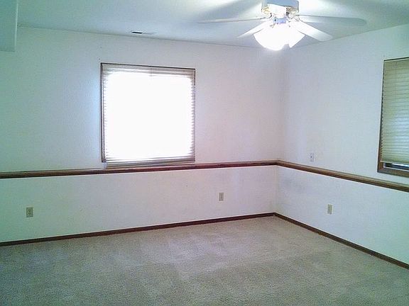 4th image of 306 Dragonroot Dr