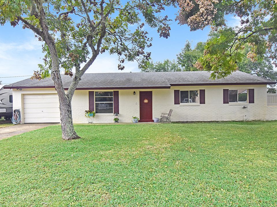 1st image of 1680 Ashwood Ave