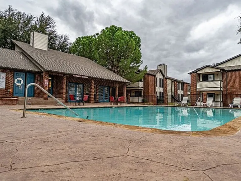 Bromley Granbury — Photo 15