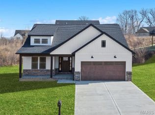 7903 Walker Meadows Dr, Caseyville, IL 62232