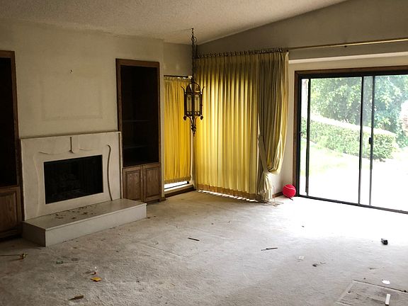 4th image of 2031 Rosemont Ave APT 1