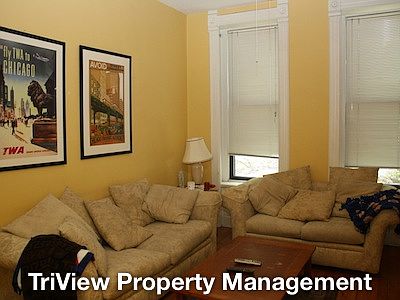 2nd image of 2107 N Kenmore Ave APT 1F