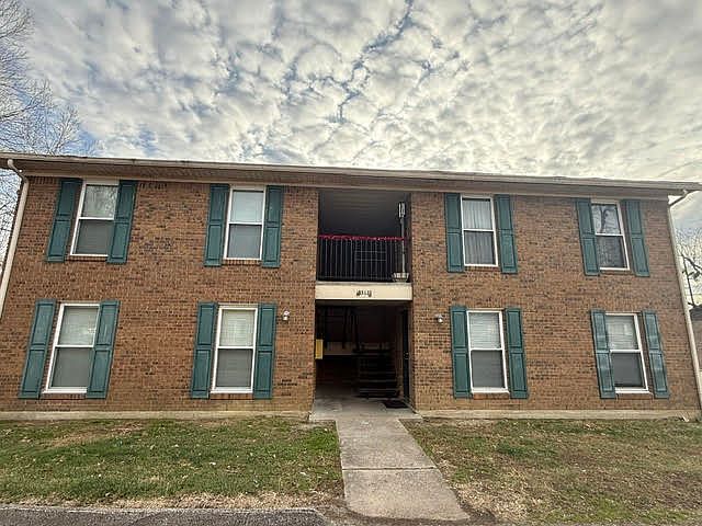 1st image of 8513 Standing Oak Dr #1