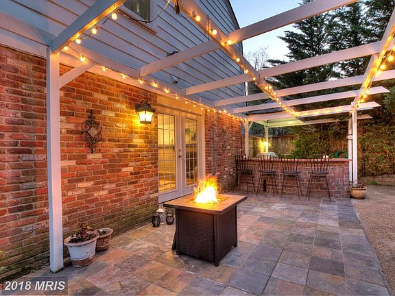 3rd image of 9706 Bunchberry Pl