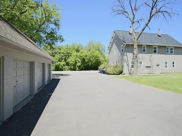 4023 E Elm Rd — Photo 13