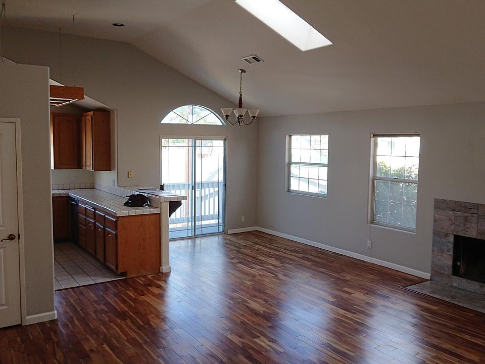 1st image of 4780 35th St APT 4