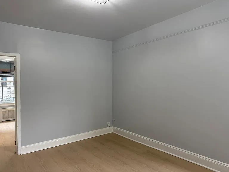 31-86 31st St #2 — Photo 14