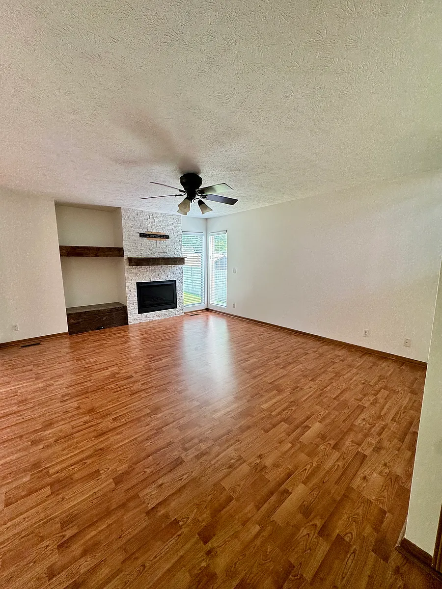 Building Photo - 4569 S 176th Ave
