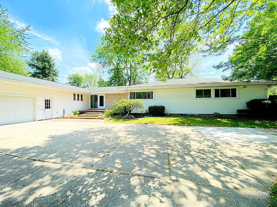 819 W. Gilford Caro. 