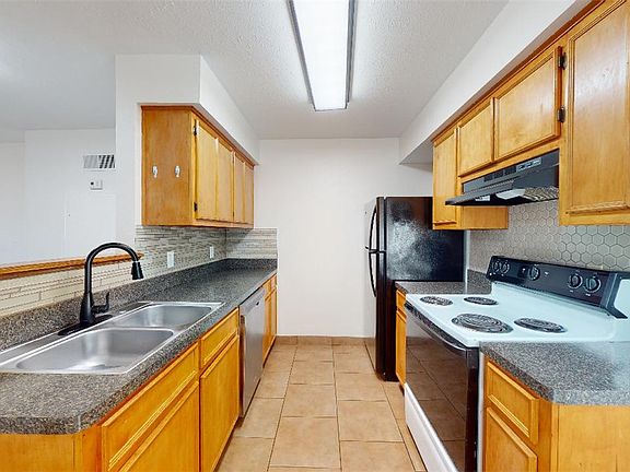 3rd image of 1106 Welsh Ave #B